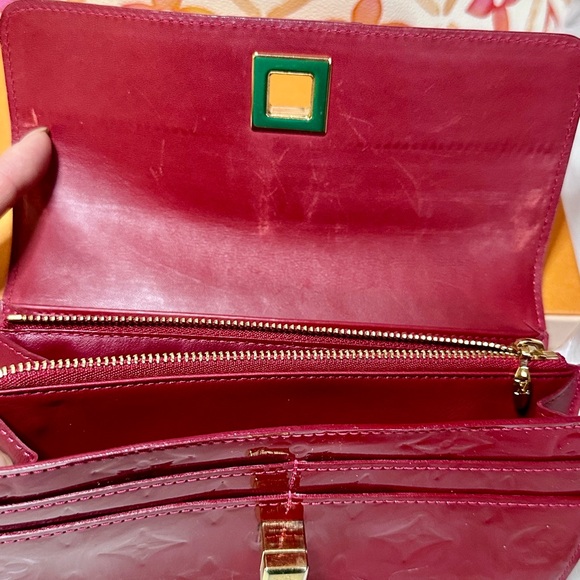 Authentic Louis Vuitton Red Vernis 2 Fold Wallet - Picture 3 of 6